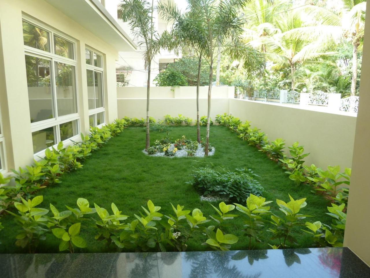 Sreeparthi Hotel Puttaparthi Eksteriør bilde